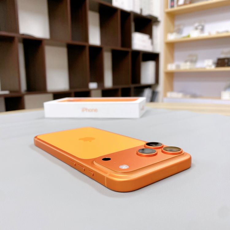 iPhone 17 ProMax 256GB ����� �Хåƥ꡼ 100% ������ SIM�ե꡼