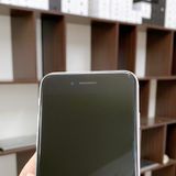 iPhone SE ��2���� 64GB �ۥ磻�� �Хåƥ꡼ 86% ������ SIM�ե꡼