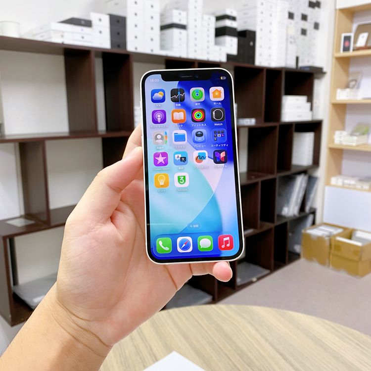 iPhone 12 MINI 256GB �ۥ磻�� �Хåƥ꡼ 88% ������ SIM�ե꡼