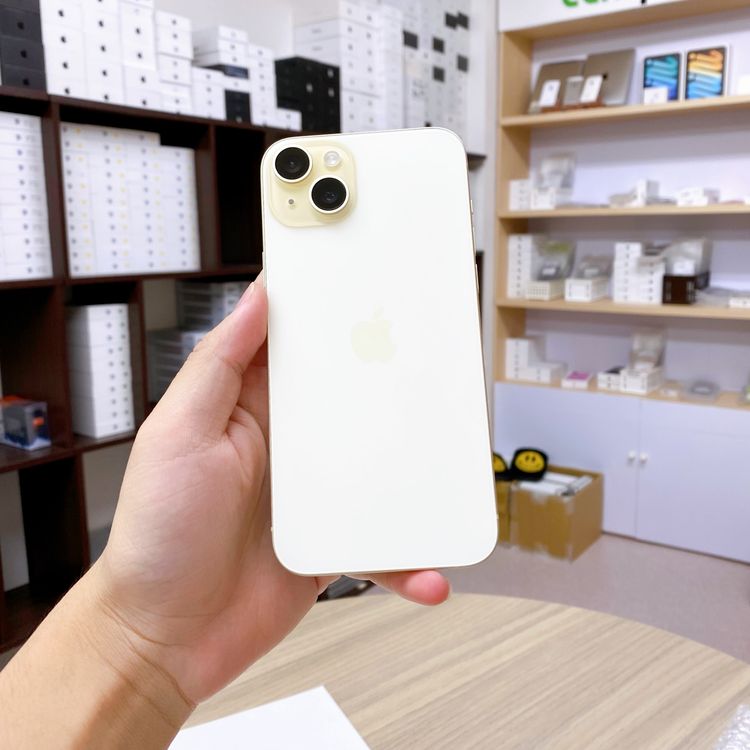 iPhone 15 Plus 128GB �������� �Хåƥ꡼ 96% ������ SIM�ե꡼