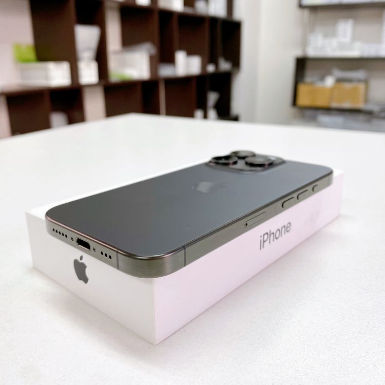 iPhone 15 Pro 128GB �֥�å� �Хåƥ꡼ 91% ������ SIM�ե꡼