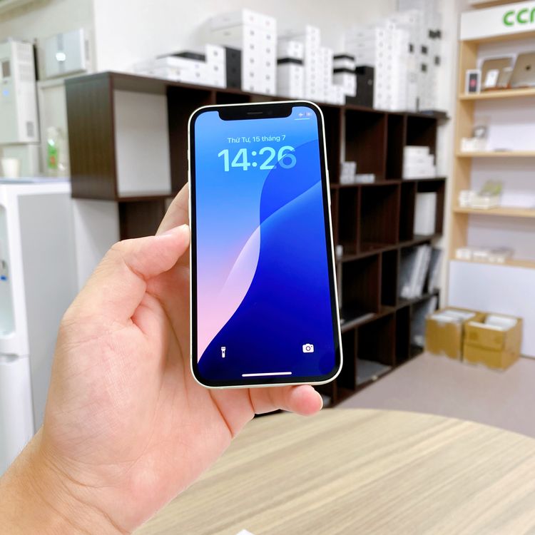iPhone 12 MINI 64GB ���꡼�� �Хåƥ꡼ 82% ������ SIM�ե꡼