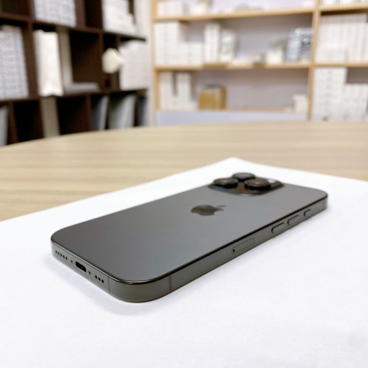 iPhone 16 Pro 128GB �֥�å� �Хåƥ꡼ 92% ������ SIM�ե꡼