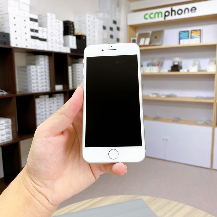 iPhone 8 64GB ����С� �Хåƥ꡼ 92% ������ SIM�ե꡼