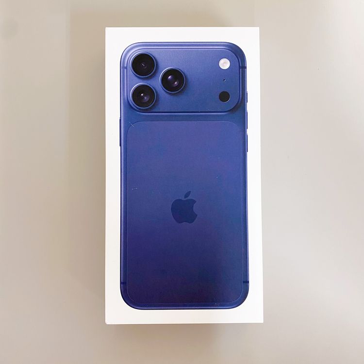 ��̤�����ʡ�iPhone 17 Pro Max 1TB �ǥ����ץ֥롼 ������ SIM�ե꡼