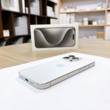 iPhone 15 Pro 256GB �ۥ磻�� �Хåƥ꡼ 90% ������ SIM�ե꡼