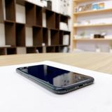 iPhone SE ��3���� 64GB �ߥåɥʥ��� �Хåƥ꡼ 93% ������ SIM�ե꡼