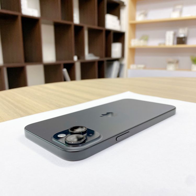 iPhone 15 Plus 128GB �֥�å� �Хåƥ꡼ 88% ������ SIM�ե꡼