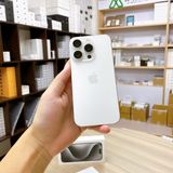 iPhone 15 Pro 256GB �ۥ磻�� �Хåƥ꡼ 90% ������ SIM�ե꡼