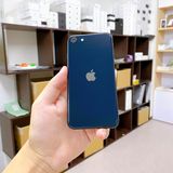 iPhone SE ��3���� 64GB �ߥåɥʥ��� �Хåƥ꡼ 86% ������ SIM�ե꡼