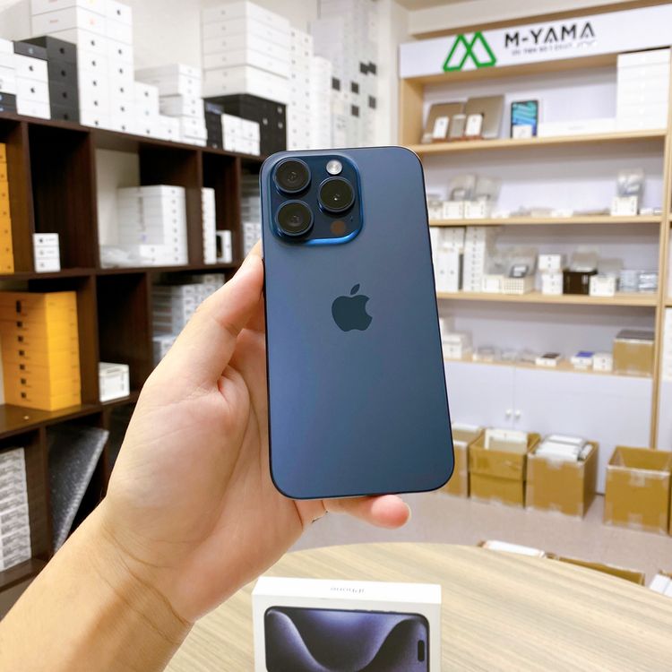 iPhone 15 Pro 256GB �֥롼 �Хåƥ꡼ 87% ������ SIM�ե꡼