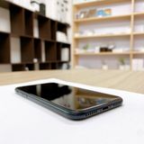 iPhone SE ��3���� 64GB �ߥåɥʥ��� �Хåƥ꡼ 93% ������ SIM�ե꡼