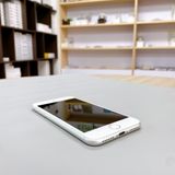 iPhone 8 64GB ����С� �Хåƥ꡼ 80% ������ SIM�ե꡼