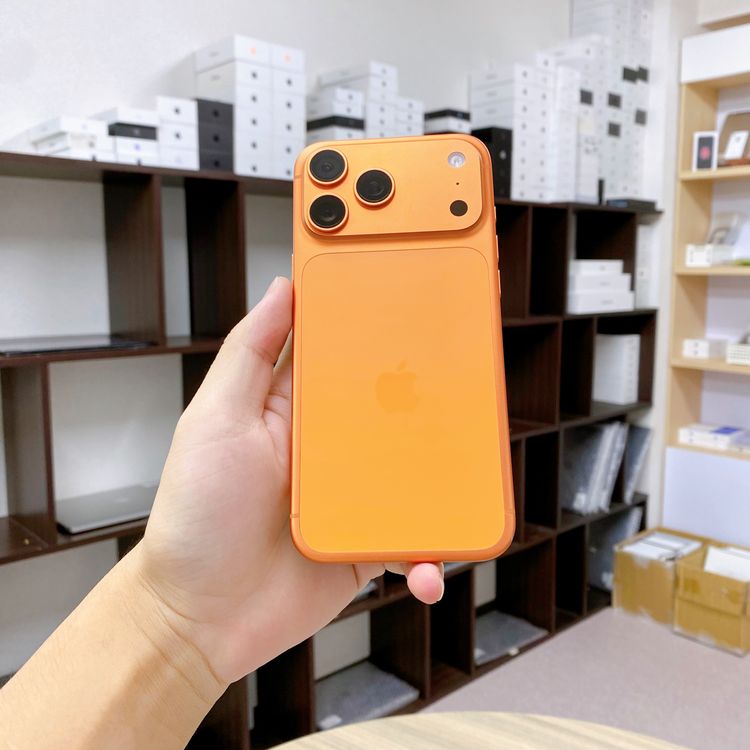 iPhone 17 ProMax 256GB ����� �Хåƥ꡼ 100% ������ SIM�ե꡼