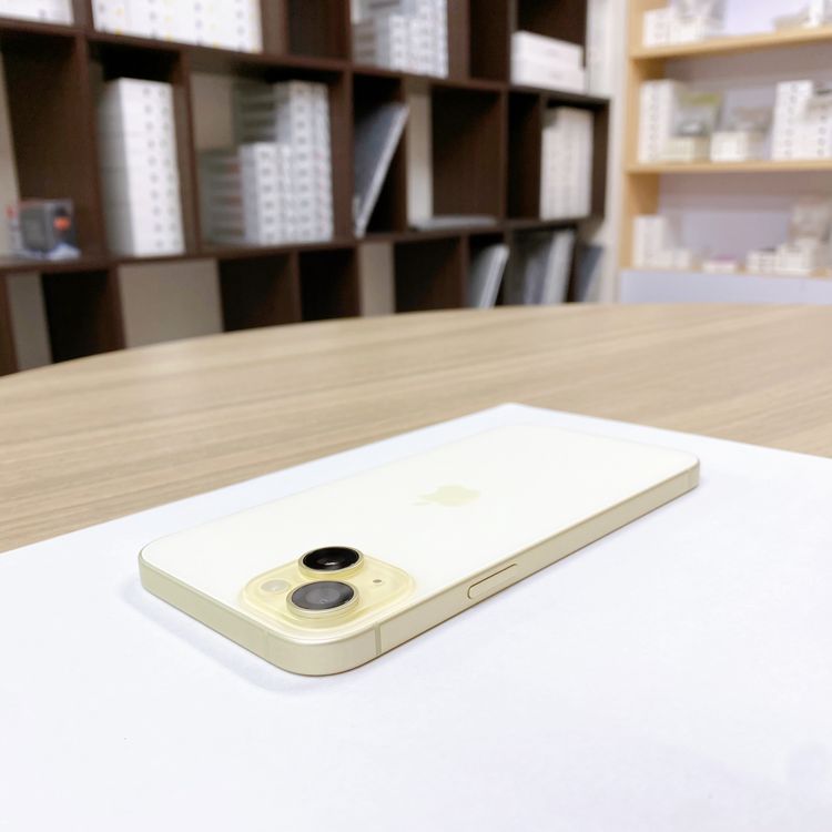 iPhone 15 Plus 128GB �������� �Хåƥ꡼ 96% ������ SIM�ե꡼