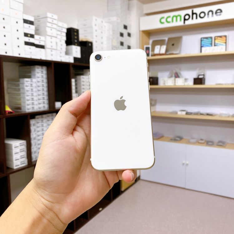 iPhone SE ��3���� 64GB �������饤�� �Хåƥ꡼ 100% ������ SIM�ե꡼