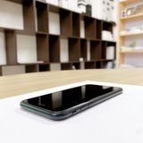 iPhone SE ��3���� 64GB �ߥåɥʥ��� �Хåƥ꡼ 84% ������ SIM�ե꡼