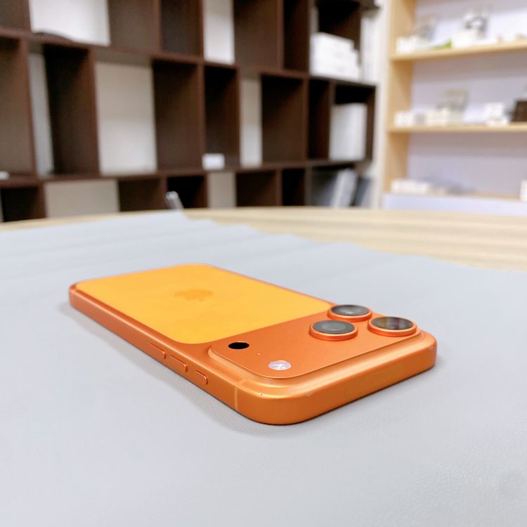 iPhone 17 ProMax 256GB ����� �Хåƥ꡼ 100% ������ SIM�ե꡼