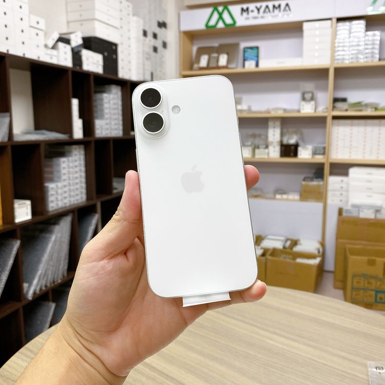 ��̤�����ʡ�iPhone 16 128GB �ۥ磻�� ������ SIM�ե꡼