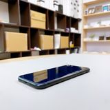 iPhone SE ��3���� 64GB �ߥåɥʥ��� �Хåƥ꡼ 88% ������ SIM�ե꡼