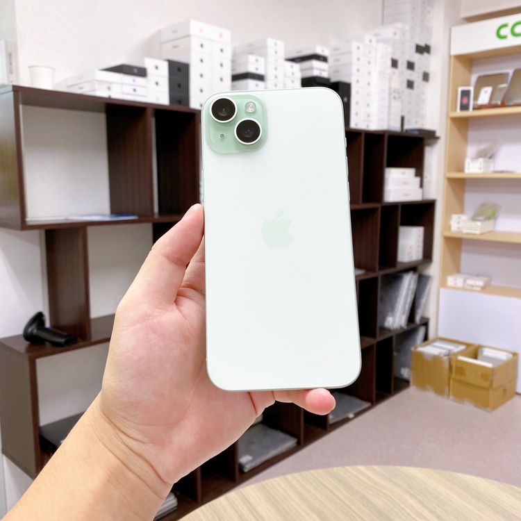 iPhone 15 Plus 128GB ���꡼�� �Хåƥ꡼ 88% ������ SIM�ե꡼