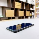 iPhone SE ��3���� 64GB �ߥåɥʥ��� �Хåƥ꡼ 99% ������ SIM�ե꡼
