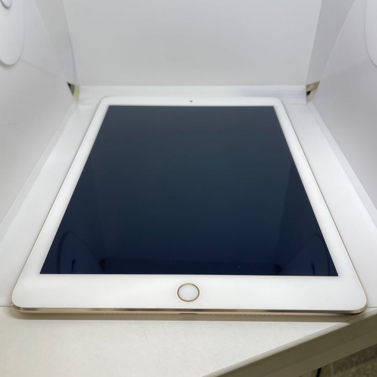 iPadAir(��2����) 64GB ������� �Хåƥ꡼100��
