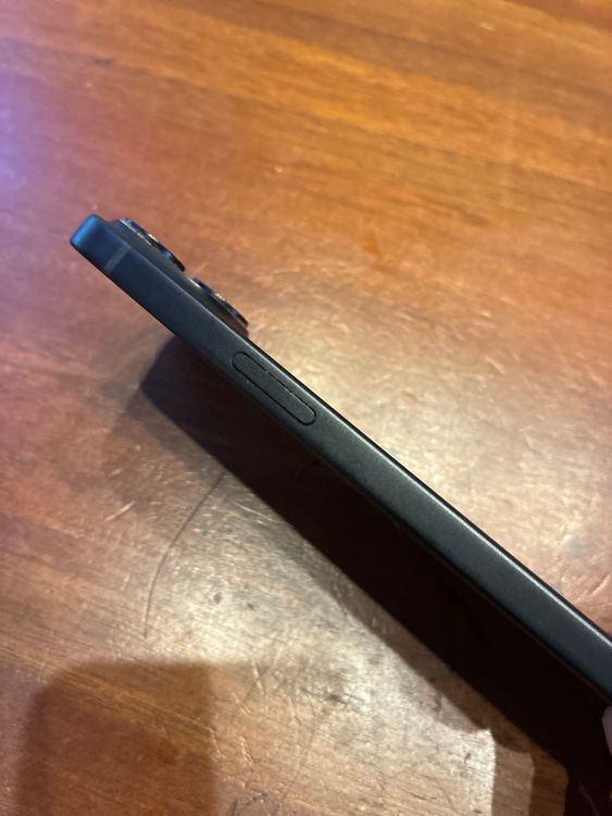 iPhone15