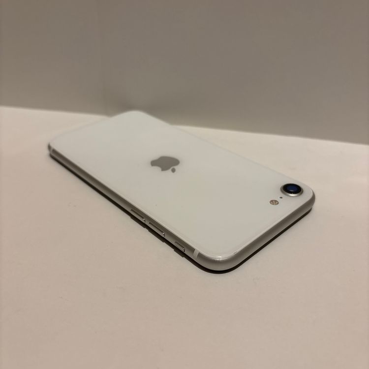 �ڥͥåȥ���������¢���iPhoneSE ��2���� 64gb �ۥ磻�� ���ΤΤ�
