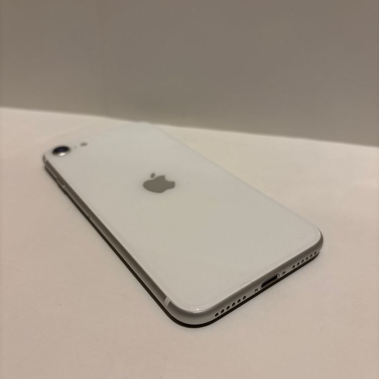 �ڥͥåȥ���������¢���iPhoneSE ��2���� 64gb �ۥ磻�� ���ΤΤ�