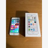 �ڶ����ʡ�iPhone5s 16GB �����Ų��14��Τ� �ۤ�̤������ �Хåƥ꡼100%