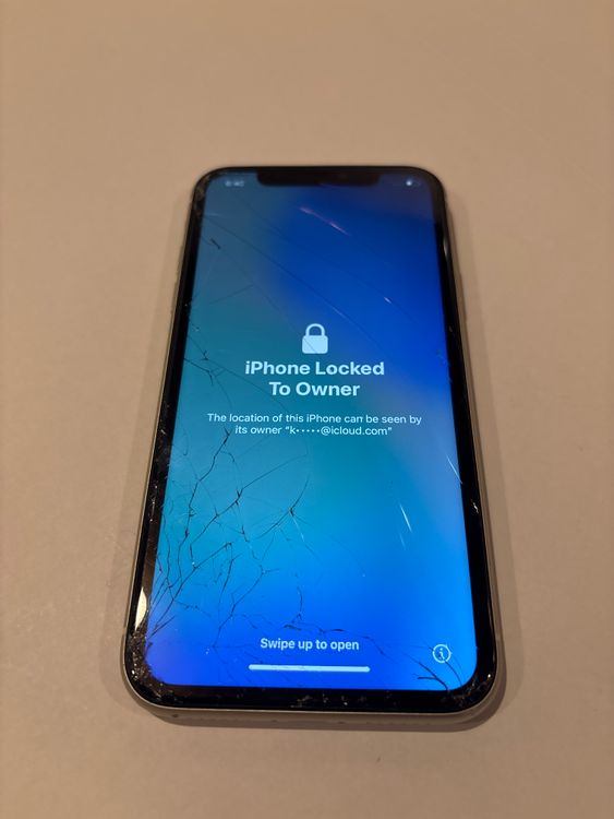 �ڥ����ƥ��١��������å�ͭ��iPhone11 White 128GB ����,���̺�����졦¦���Ǻ�