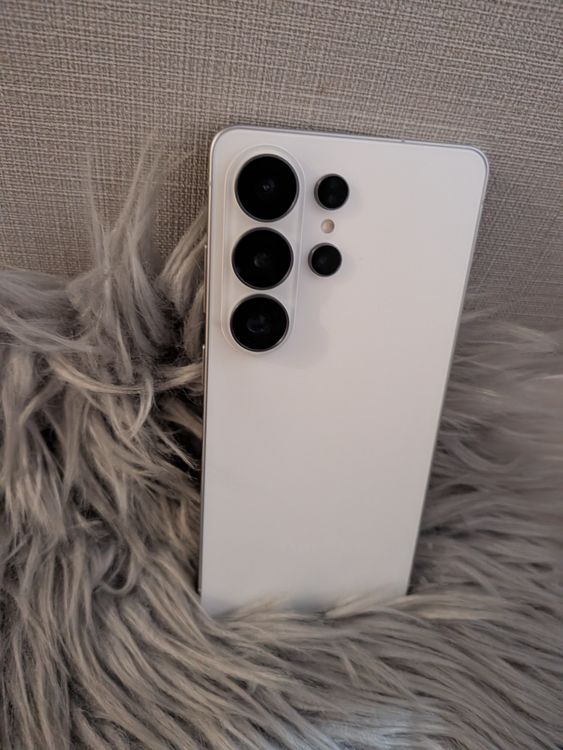 ��̤�����ʡ�Galaxy S26 Ultra 256GB �ۥ磻�� ��