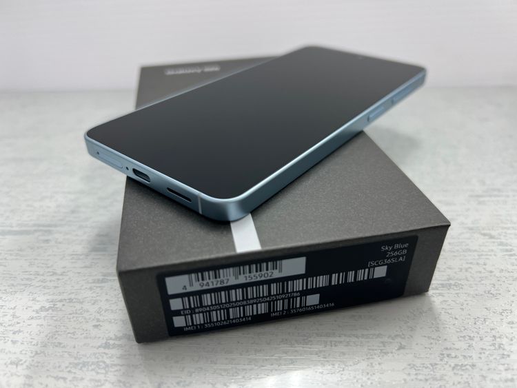 Galaxy S26 256GB Sky Blue SCG36
