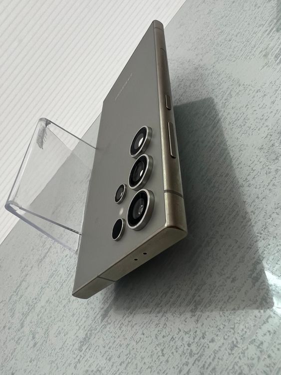 �����ʡ�GALAXY S24 Ultra 256GB SCG26 SIM�ե꡼