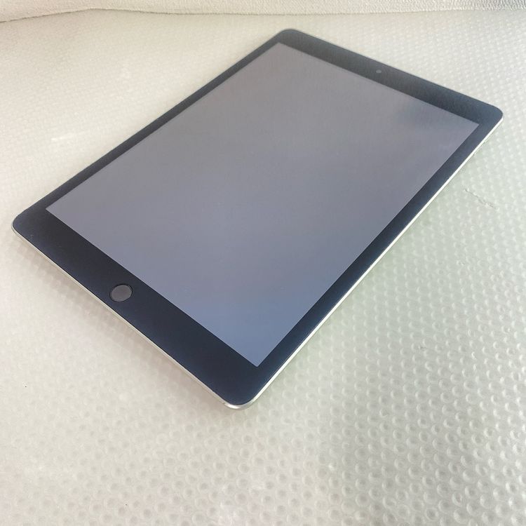 ������ APPLE iPad ��9���� Wi-Fi 64GB �Хåƥ꡼����89%