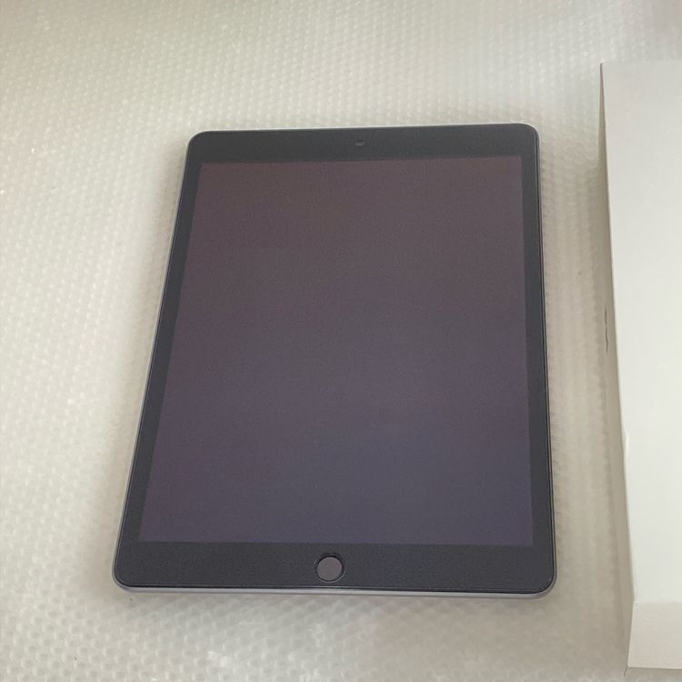 ���� APPLE iPad 10.2����� ��9���� Wi-Fi 64GB