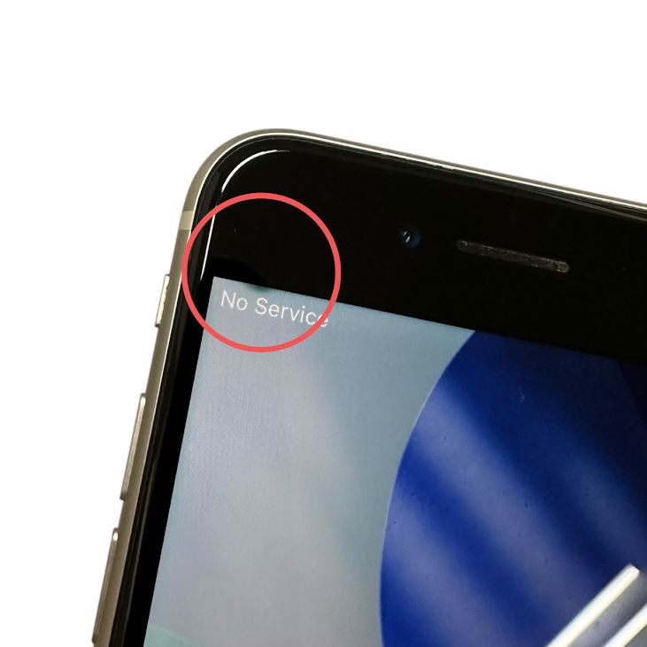 iPhone��SE����3�����128GB���������饤�ȡ�SIM�ե꡼���ɥ�����