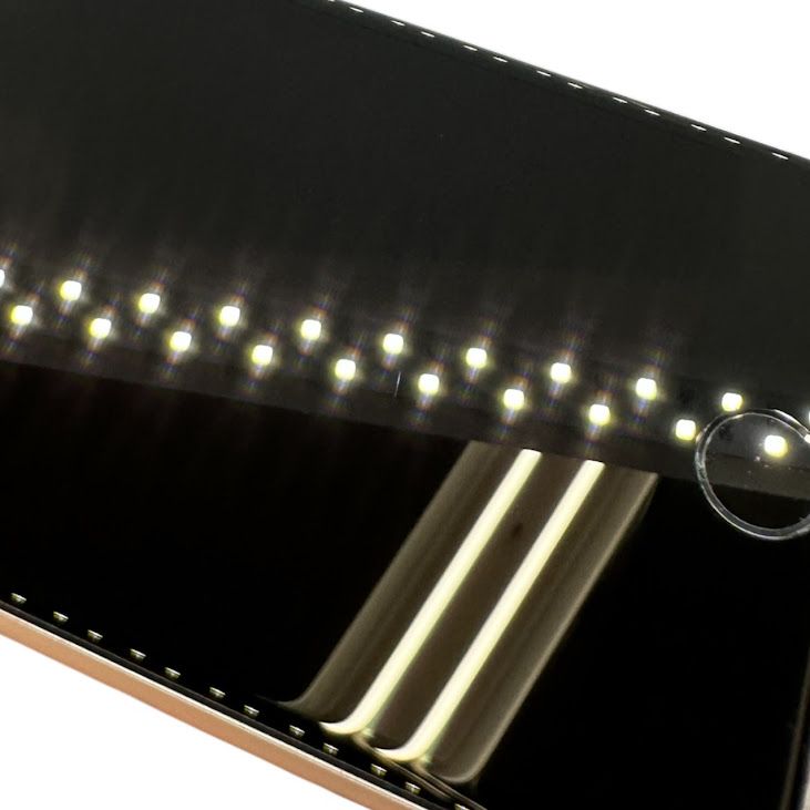 �ڥХåƥ꡼83%��iPhone��SE����3�����128GB���������饤�ȡ�SIM�ե꡼��au��