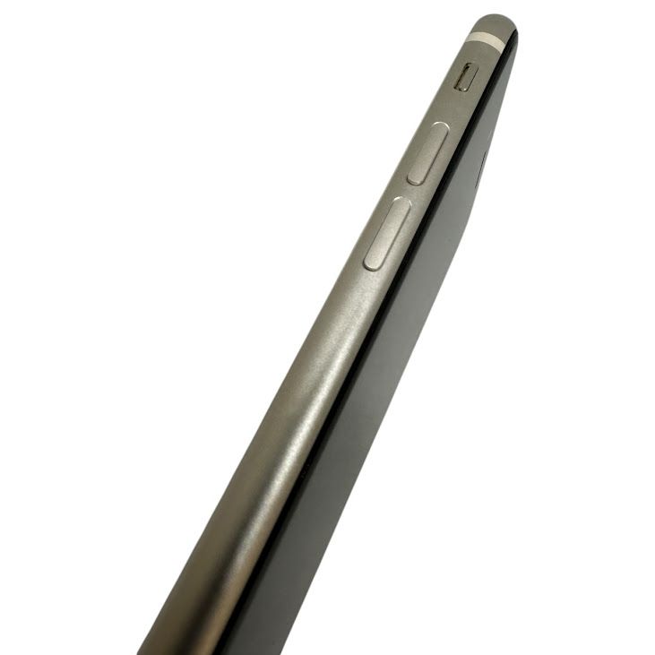 �ڥХåƥ꡼84%��iPhone��SE����3�����64GB���������饤�ȡ�SIM�ե꡼���ɥ�����