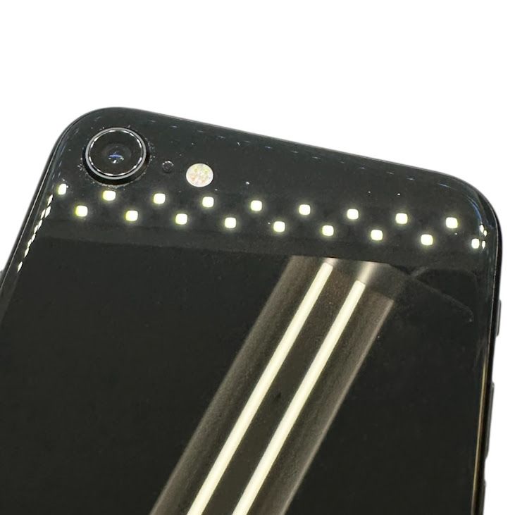 iPhone��SE����2�����128GB���֥�å���SIM�ե꡼���ɥ�����