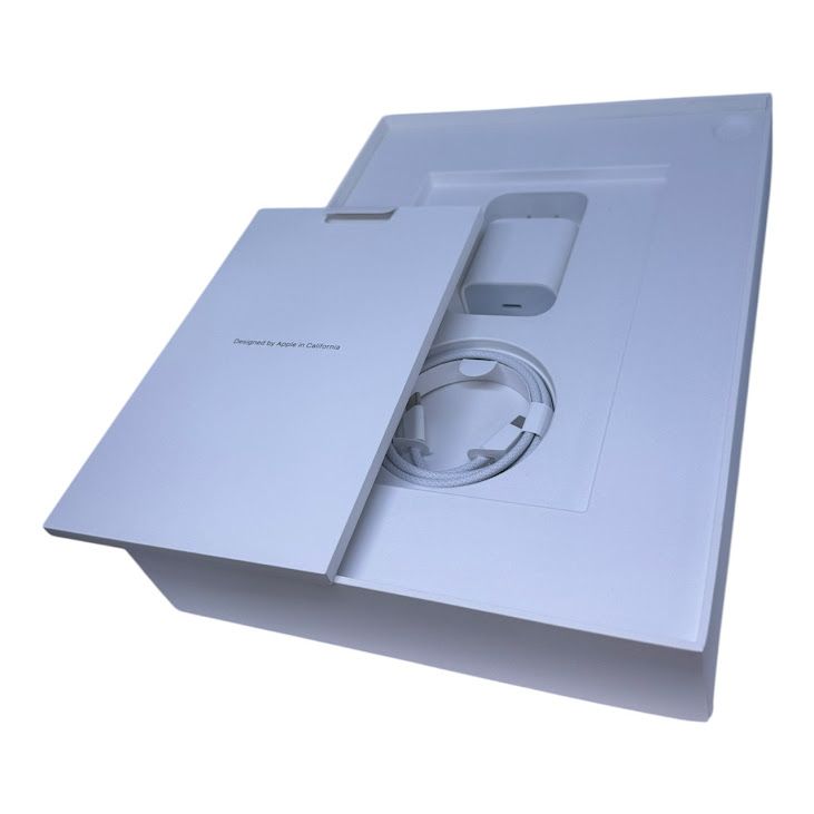 ��̤�����ʡ�iPadAir��11�������8�����M4�ˡ�Wi��Fi��256GB�����ڡ������쥤