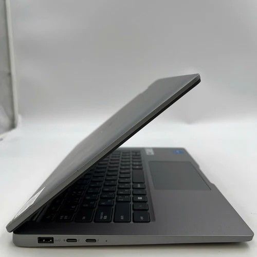 Dell Latitude 5340 i5 1345U/RAM 16GB/SSD 256GB