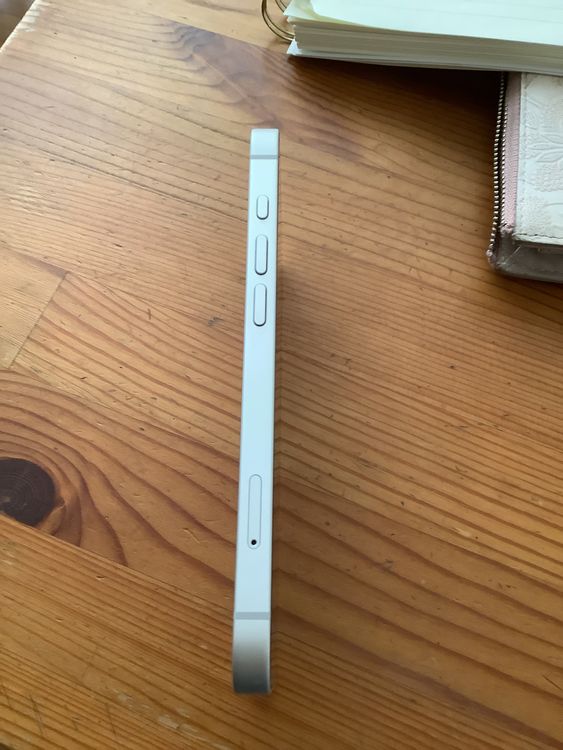 iPhone16e���ʥХåƥ꡼97%