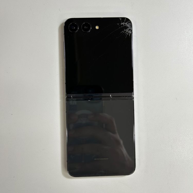 ムスビー｜【ジャンク品】Android Galaxy Z Flip 5｜256gb｜SIMフリー