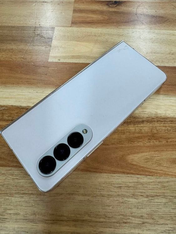 �ڥ�����ʡ�Galaxy Fold 4��256gb��SIM�ե꡼