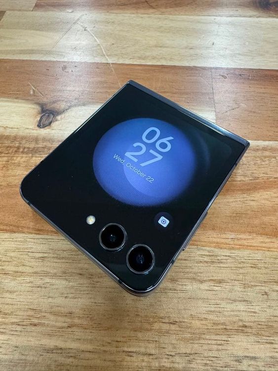 �����ʡ�Android Galaxy Z Flip 5��256gb��SIM�ե꡼