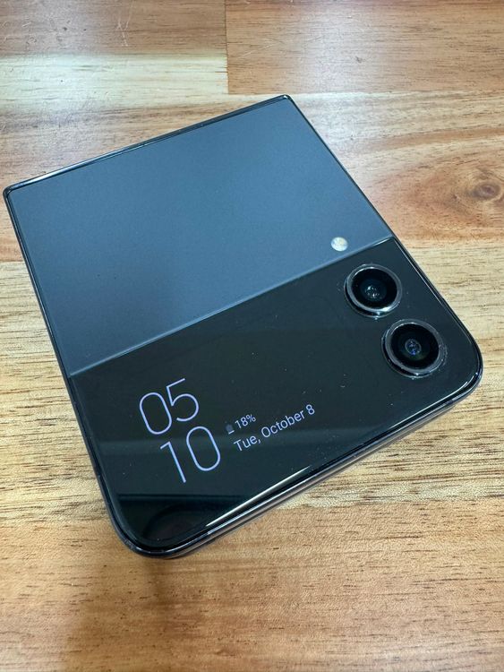 ����饯����Android Galaxy Flip 4��256gb��SIM�ե꡼