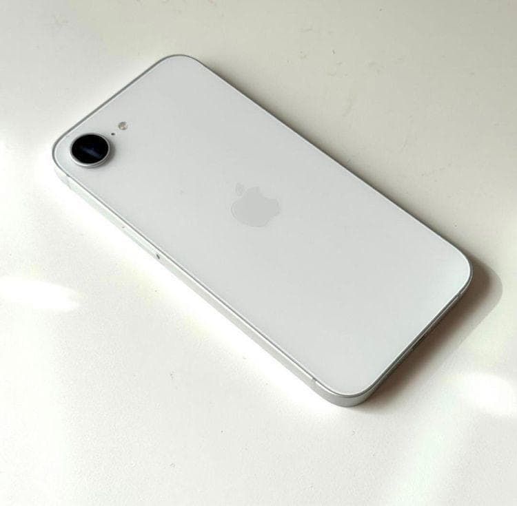 �ڥ�����ʡ�iPhone 16e��128GB��SIM�ե꡼��