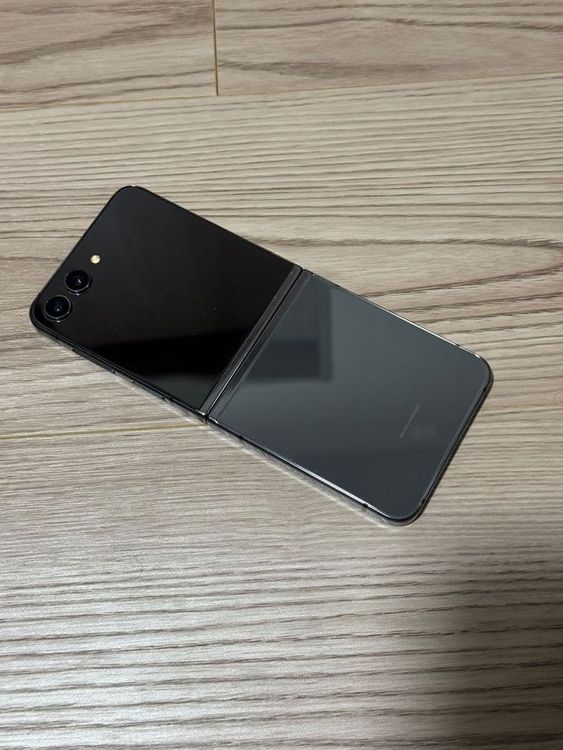 �����ʡ�Android Galaxy Flip5��512gb��SIM�ե꡼